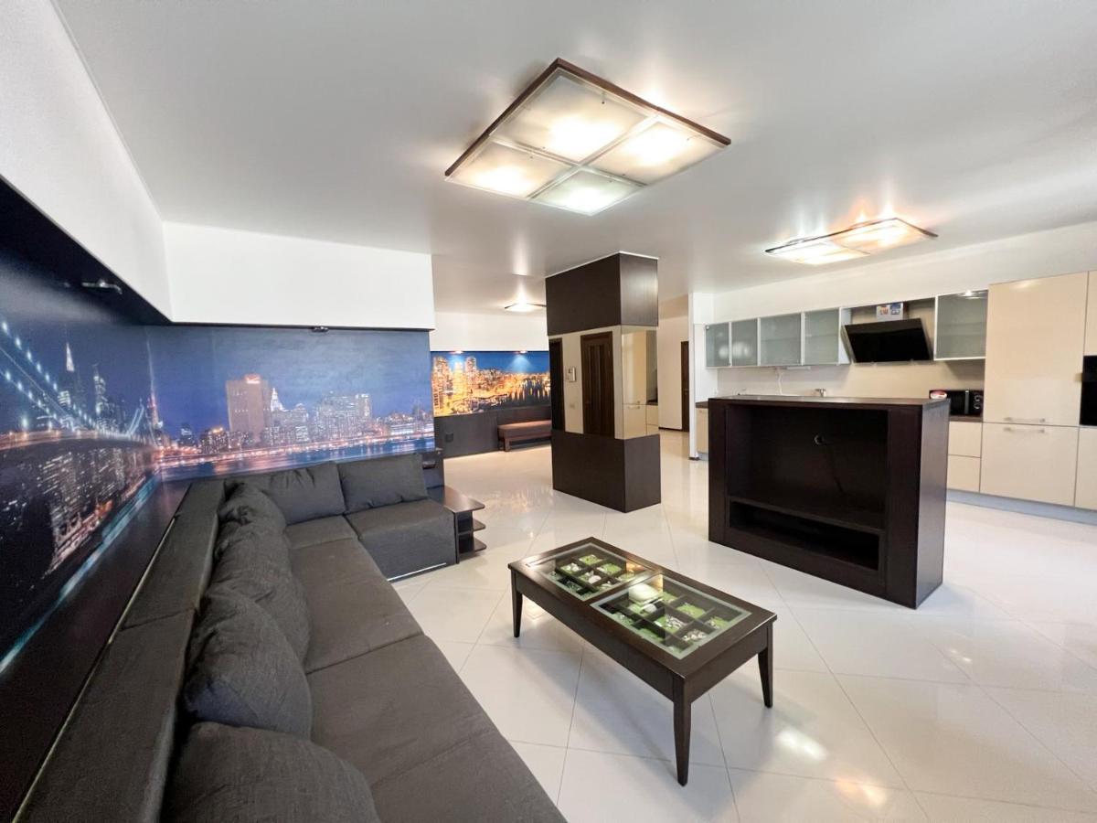 Cozy Apartments On The Left Bank Kiev Exterior foto