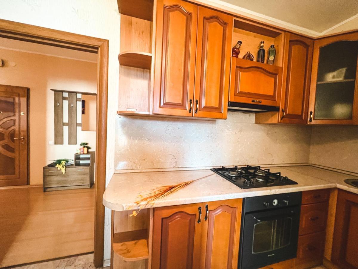 Cozy Apartments On The Left Bank Kiev Exterior foto