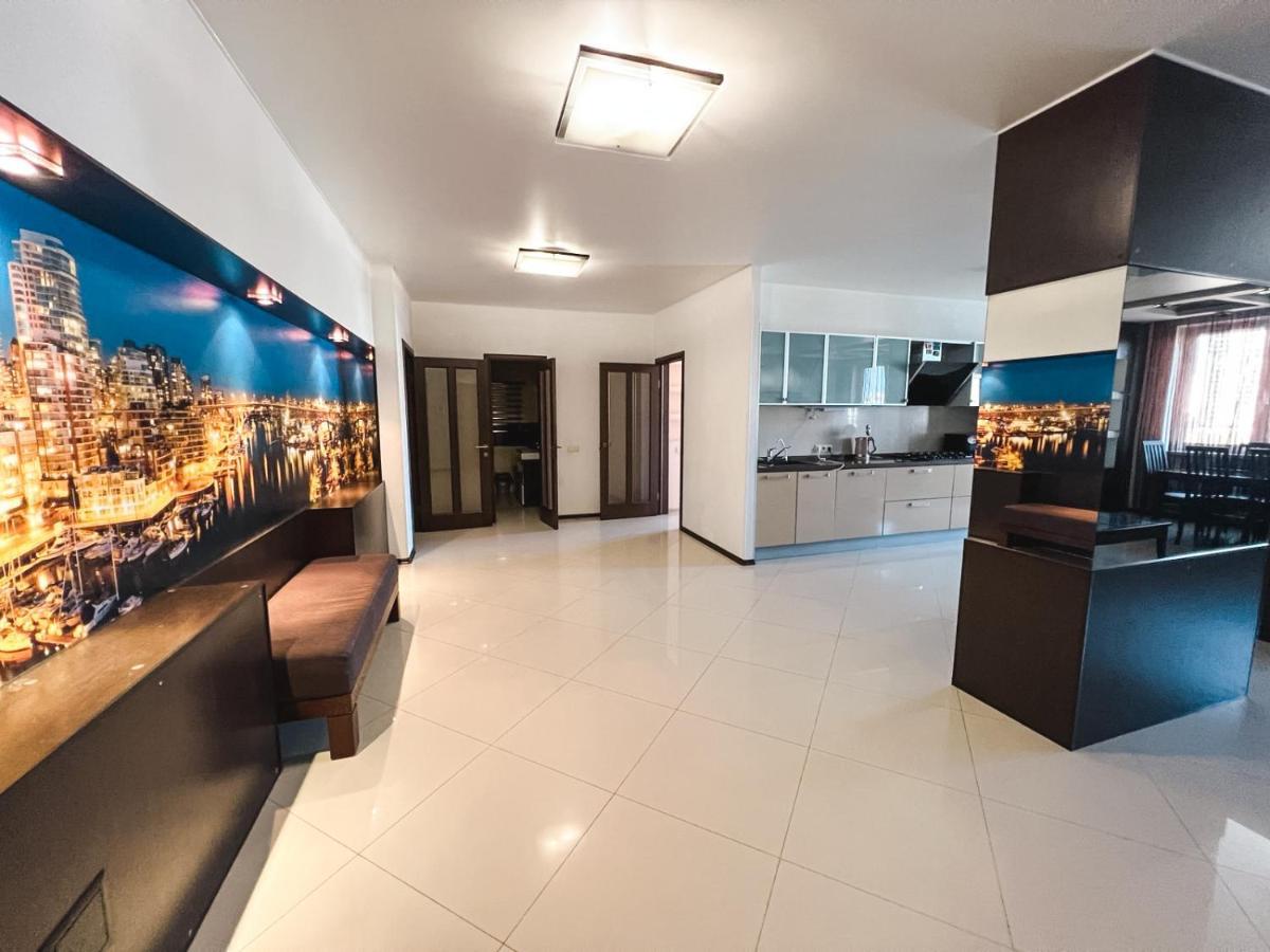 Cozy Apartments On The Left Bank Kiev Exterior foto
